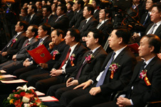 2009年12月28日,“全國質(zhì)量知識競賽”活動總決賽在北京星光電視節(jié)目演播廳舉行,中央電視臺進行現(xiàn)場活動節(jié)目錄制,并由中央電視臺經(jīng)濟頻道(CCTV-2)于2010年2月12日在晚間黃金時段播放。全國政協(xié)副主席阿不來提·阿不都熱西提,時任國家質(zhì)檢總局局長王勇、工業(yè)和信息化部副部長婁勤儉、中華全國總工會書記處書記王瑞生,國家質(zhì)檢總局副局長蒲長城、魏傳忠、劉平均和黨組成員王煒、孫大偉、張沁榮及總工程師張綱、總檢驗師項玉章等觀看決賽,中共中央宣傳部、國資委、住房和城鄉(xiāng)建設(shè)部、共青團中央等相關(guān)部委負(fù)責(zé)人和各省、自治區(qū)、直轄市人民政府主管秘書長也出席了決賽現(xiàn)場活動并為決賽獲獎?wù)哳C獎。“全國質(zhì)量知識競賽”活動的圓滿落幕,作為全國質(zhì)檢系統(tǒng)在“質(zhì)量和安全年”活動中參與人數(shù)最多、歷時最長、影響面最大的一項重要活動,為全國質(zhì)檢系統(tǒng)在“質(zhì)量和安全年”活動中的努力畫上了一個完美的句號